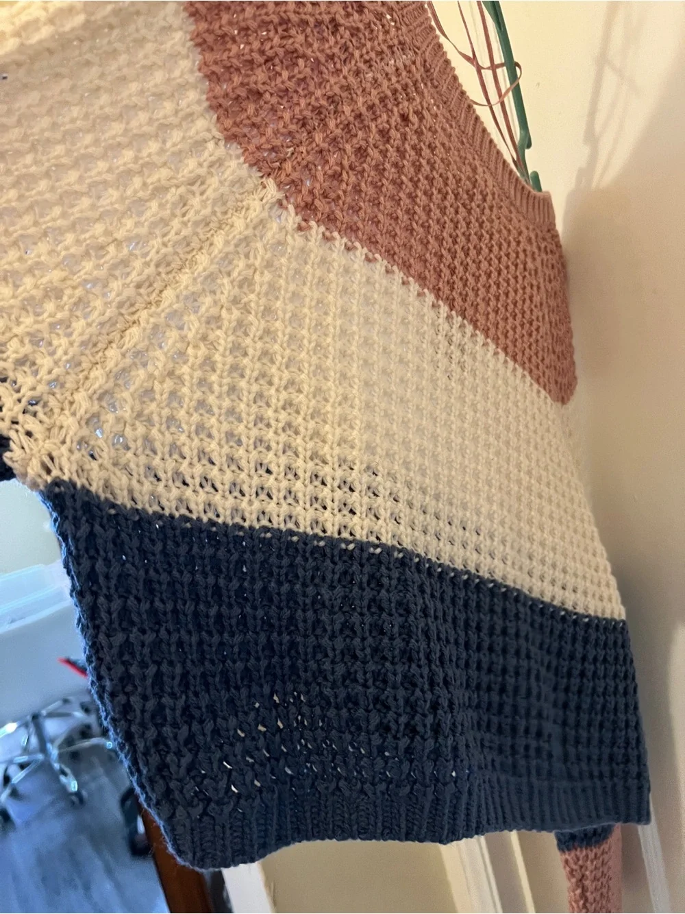 Aeropostale Cropped Colorblock Knit Sweater - Dusty Rose, Cream & Navy